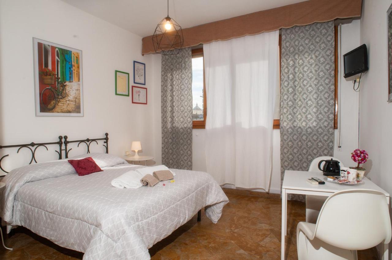 Guesthouse Amici Miei Floransa Dış mekan fotoğraf